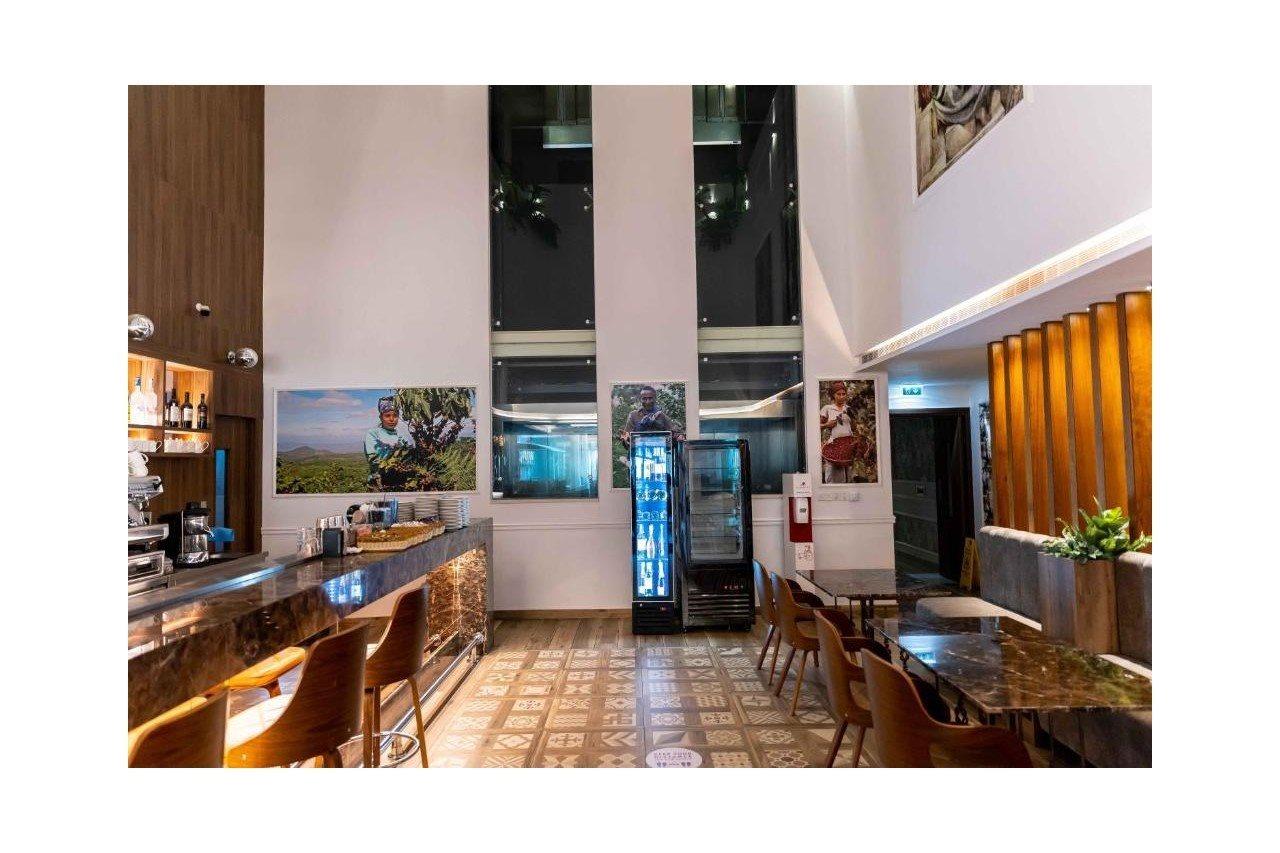 Leonardo Boutique Hotel Larnaca Bagian luar foto